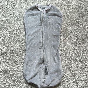 SwaddleMe Newborn Zipper Pod